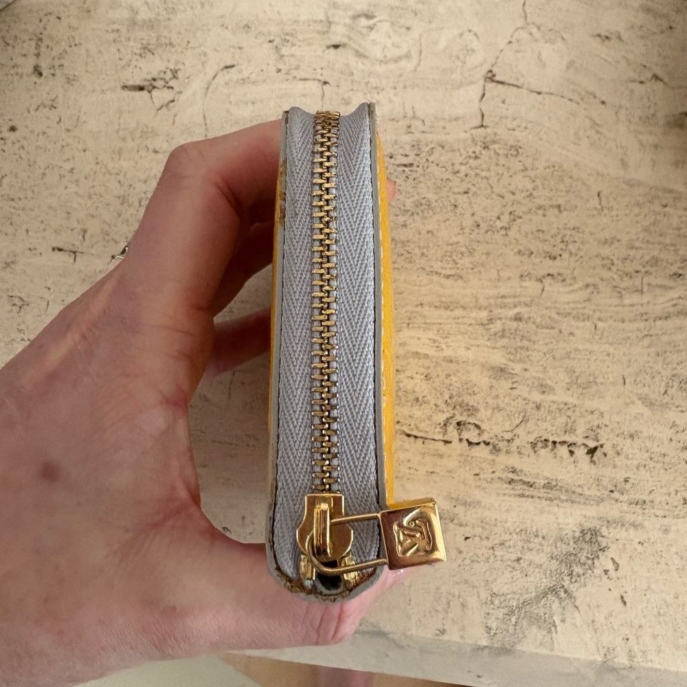 Louis Vuitton Yellow Monogram Vernis Leather Zippy Compact Wallet - Picture 4 of 13